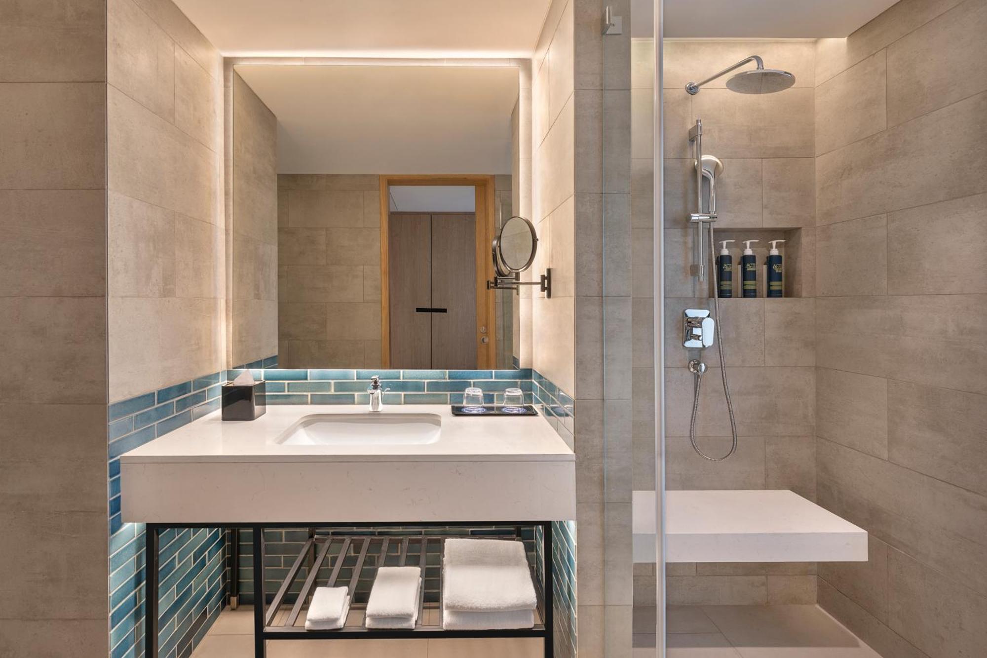 Four Points By Sheraton Chennai, Velachery Экстерьер фото