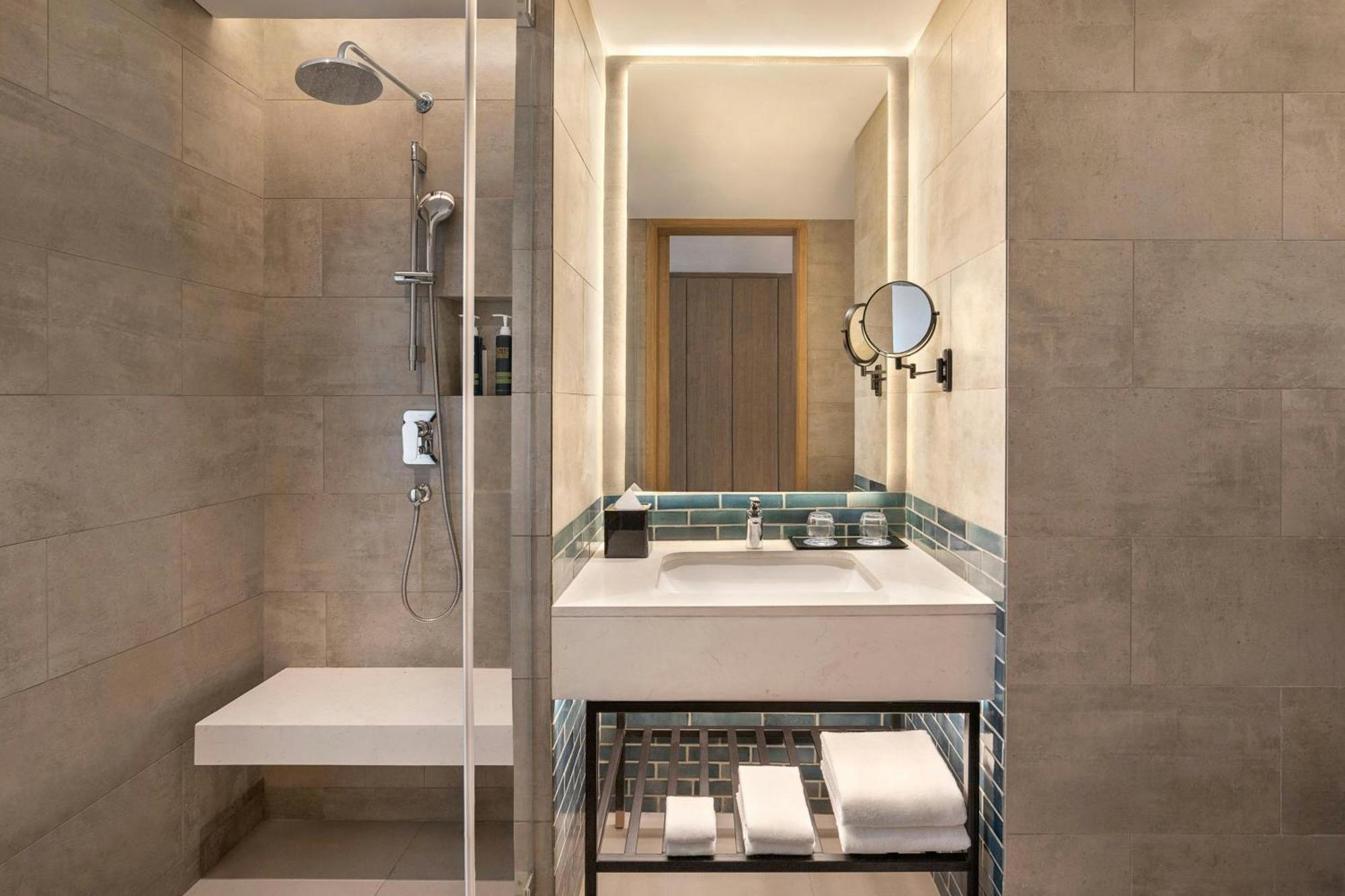 Four Points By Sheraton Chennai, Velachery Экстерьер фото