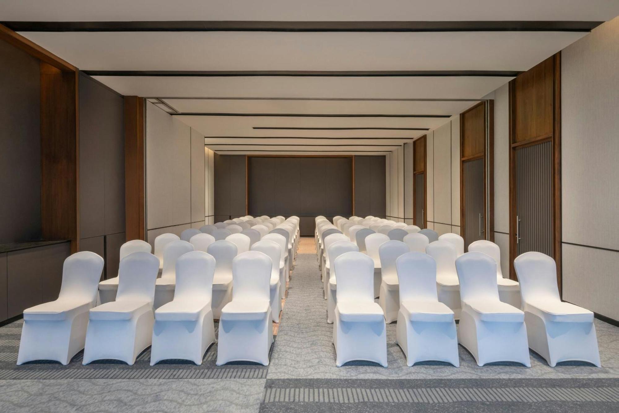 Four Points By Sheraton Chennai, Velachery Экстерьер фото