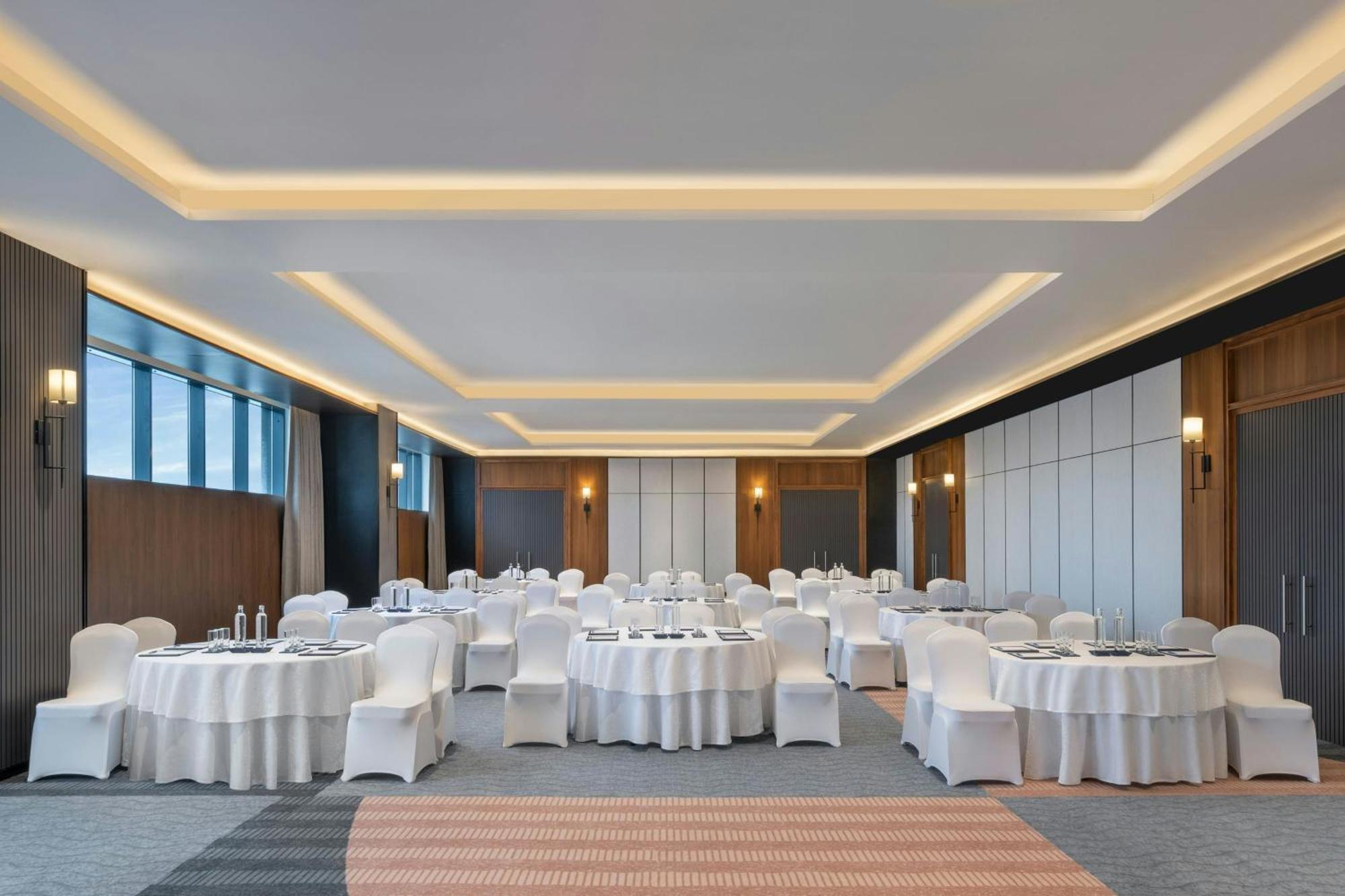 Four Points By Sheraton Chennai, Velachery Экстерьер фото